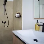 Apartment 150m From Arena Colosseum