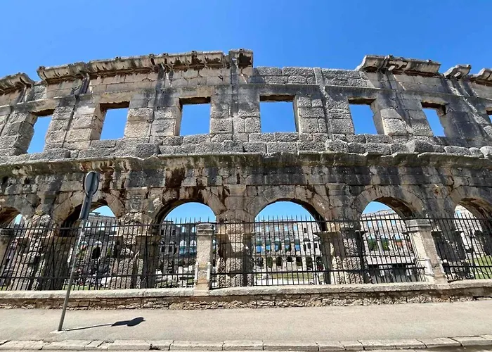 150m From Arena Colosseum Daire *