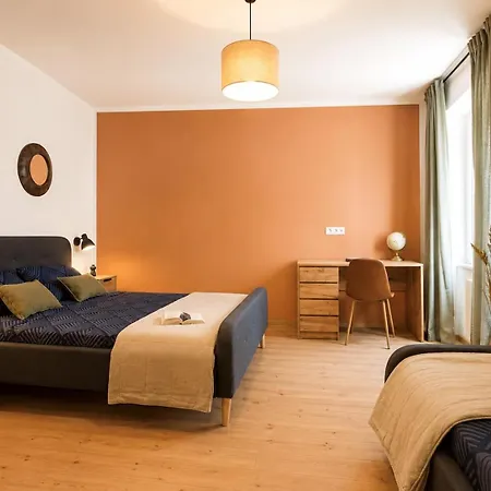 Apartamento 150m From Arena Colosseum